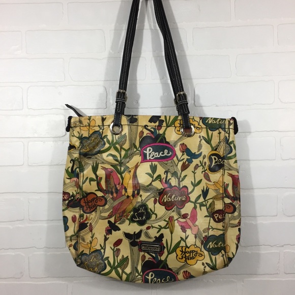 Sakroots Handbags - Sak Roots Peace Tote Bag